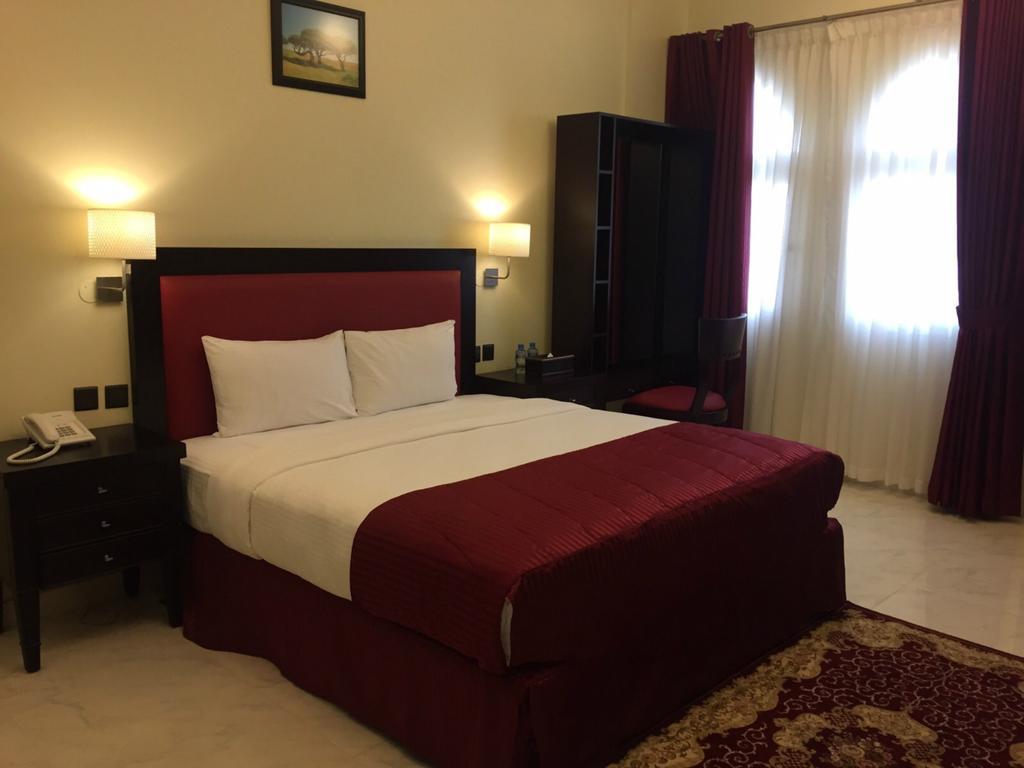 Remas Hotel Suites - Al Khoudh, Seeb, Muscat Luaran gambar