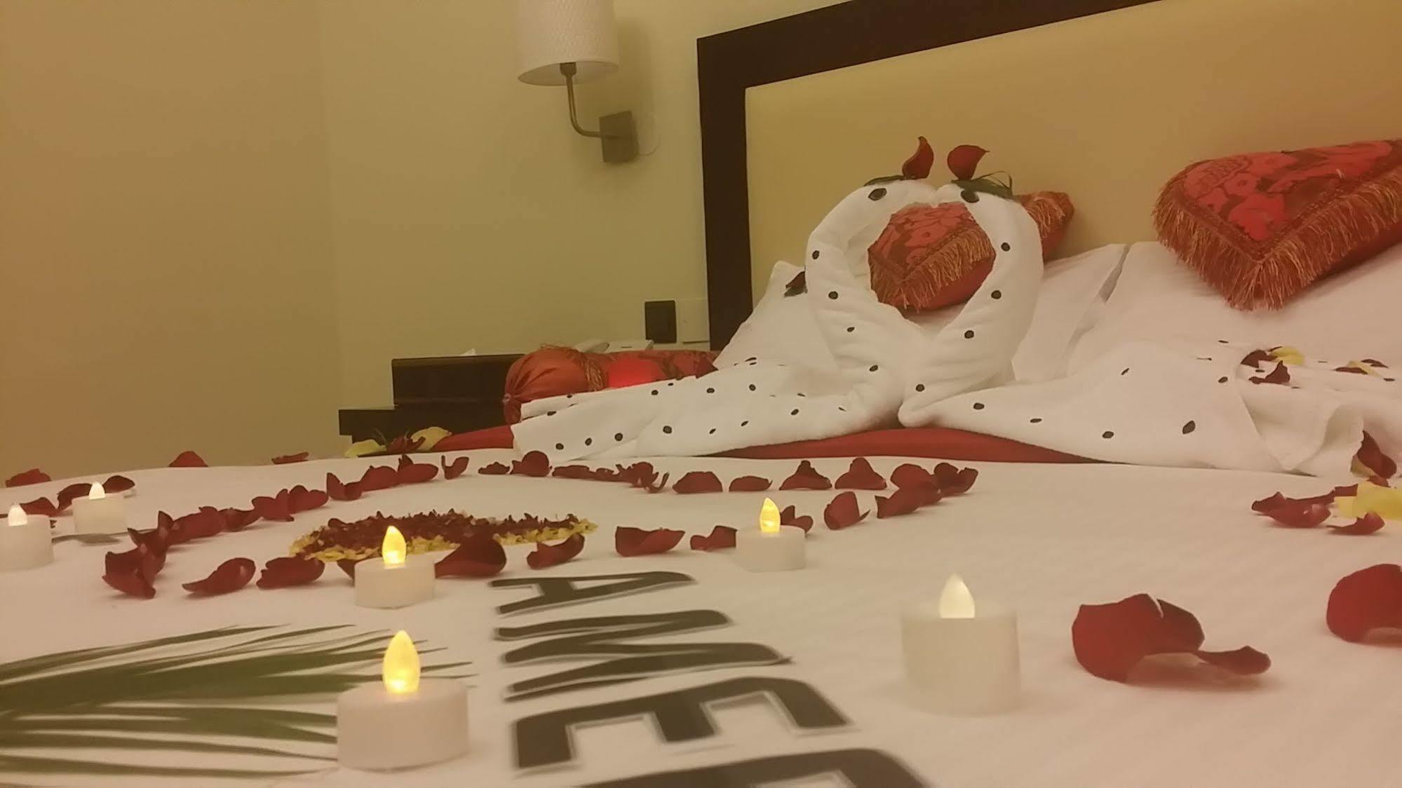 Remas Hotel Suites - Al Khoudh, Seeb, Muscat Luaran gambar