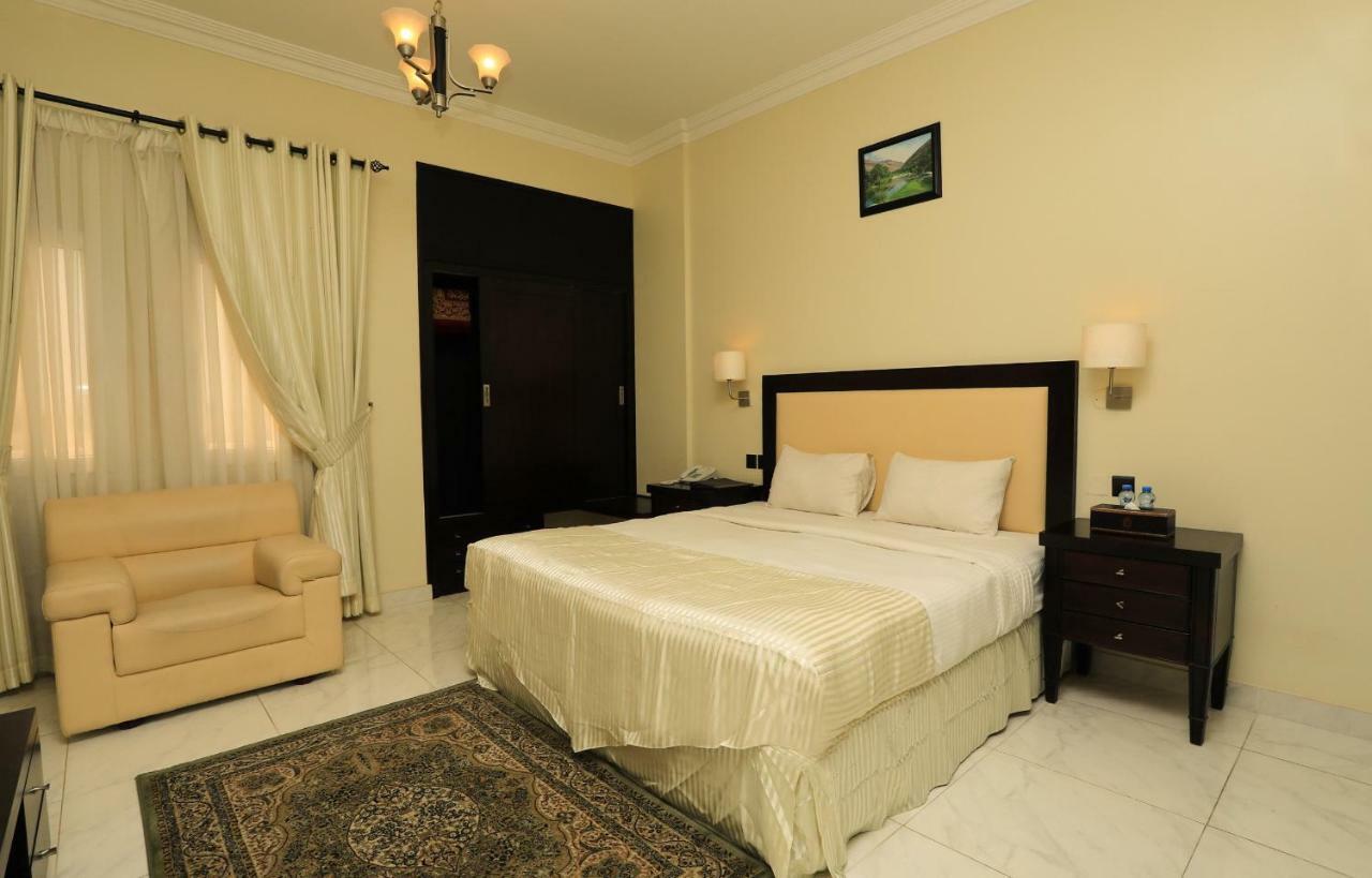 Remas Hotel Suites - Al Khoudh, Seeb, Muscat Luaran gambar