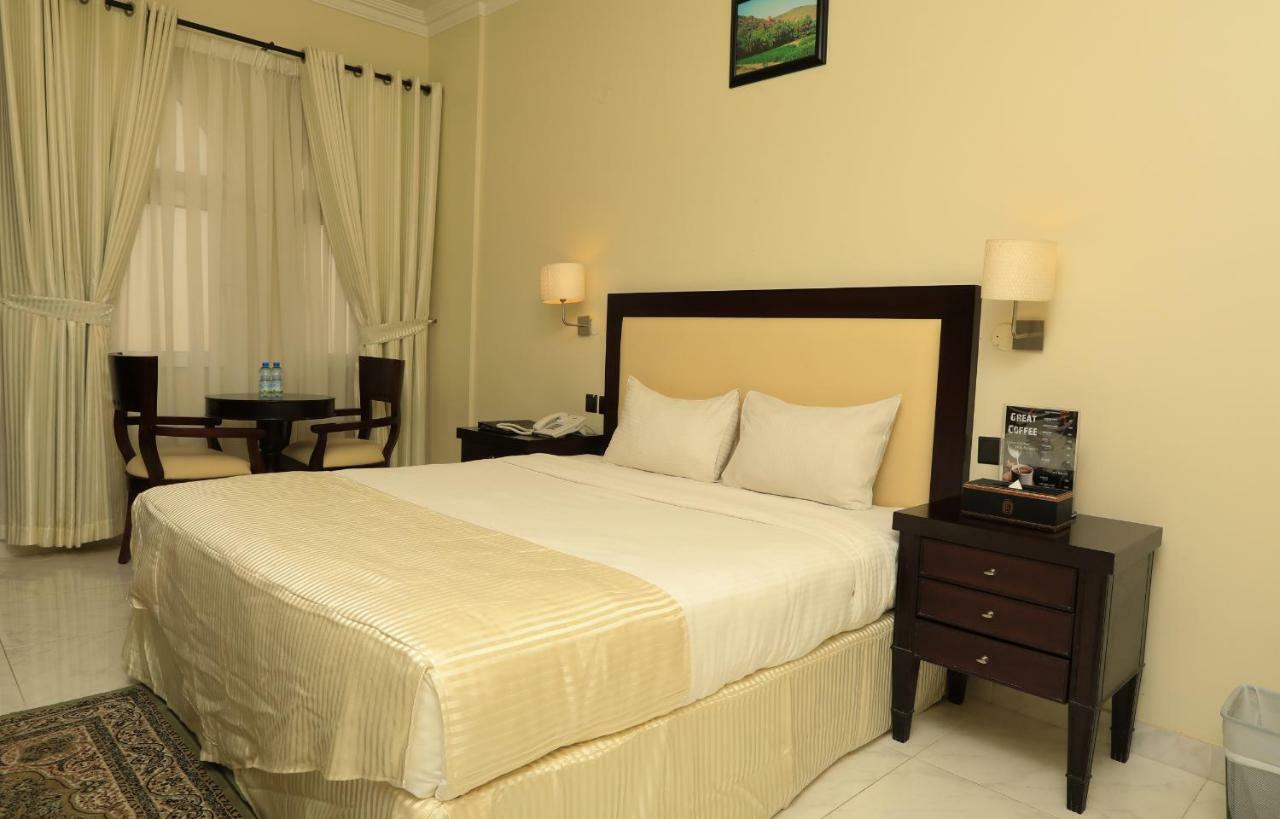 Remas Hotel Suites - Al Khoudh, Seeb, Muscat Luaran gambar